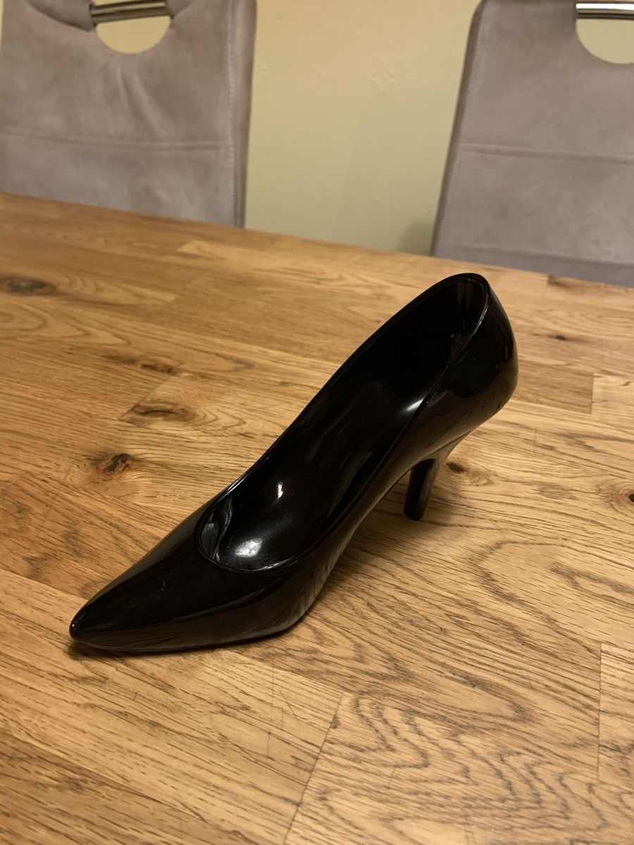 Skulpturen & Statuen: Schöner High Heels aus Glas – Gebraucht aus Flawil von Naphtali 2