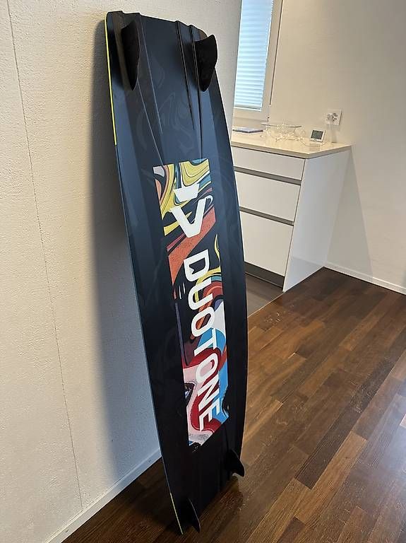 Tavole da surf e di nuoto: Duotone Jaime Kiteboard SLS 139x42 – Usato da Glattfelden venduto da Airstyler 4