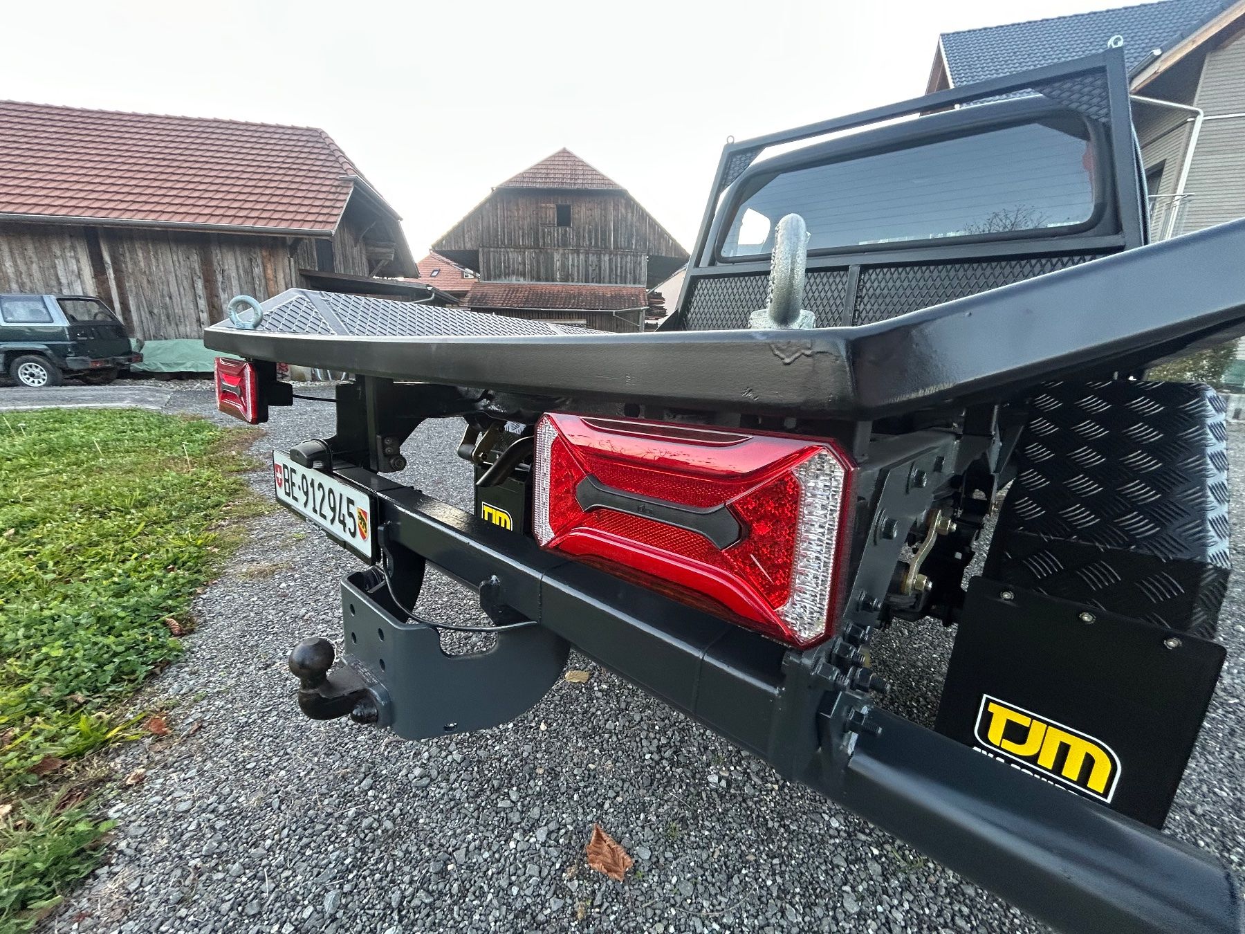 Mazda Automobili: Mazda B2500 FL frisch ab MFK – Usato da SCHÜPBACH venduto da 2002-tii 7
