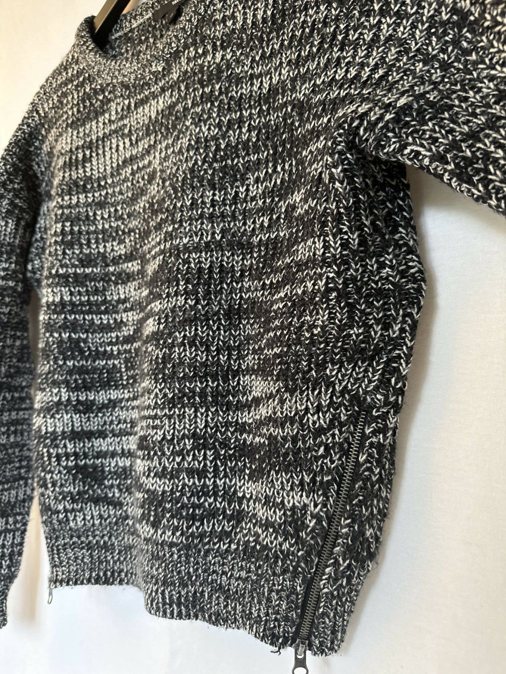 Pullover & Sweatshirts: cooler Strickpullover, schwarz/weiss, Gr. S – Gebraucht aus Sarmenstorf von taosun1 1