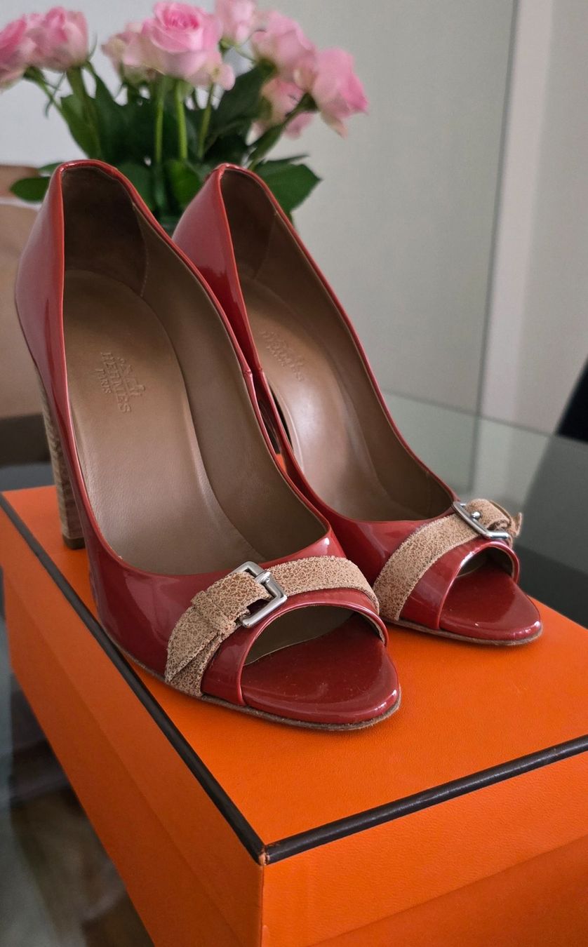 Hermès Scarpe da donna: Hermes Pumps, Gr 38.5, 1mal getragen – Nuovo (secondo la descrizione) da Baden venduto da Olie7 2