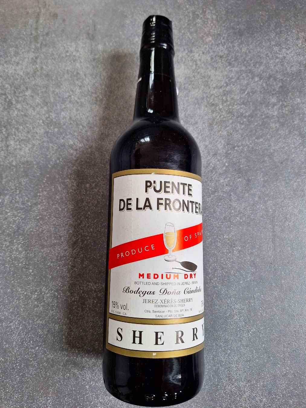 Bevande alcoliche: Sherry – Nuovo (secondo la descrizione) da St.Gallen venduto da dajo0809