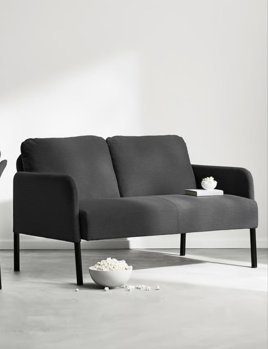 Sofas: IKEA Small couch – D'occasion à Zug par anj_6wf5 1
