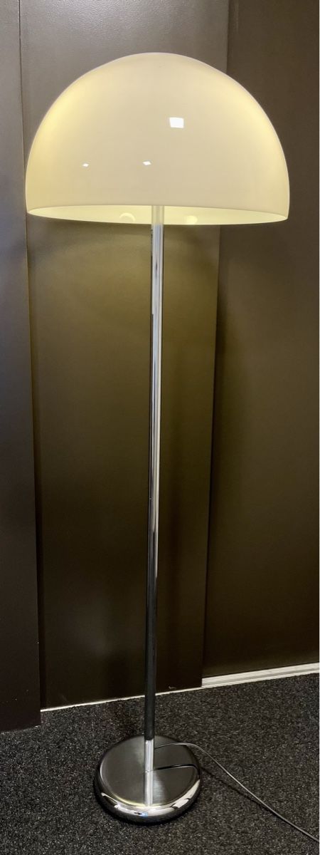Lampen: 70er Jahre Lampe ca 150cm hoch – Gebraucht aus Ottikon von san_w99n 2