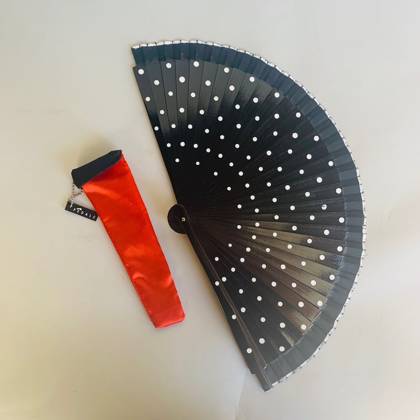 Tutte le decorazioni: Fächer mit  Etui – Nuovo (secondo la descrizione) da Ermensee venduto da Alainmischler