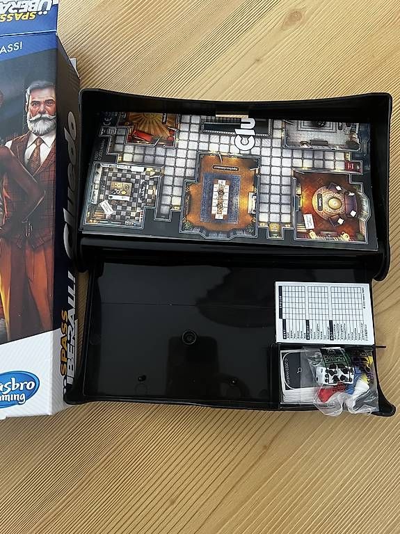 Giochi: Cluedo von Hasbro in Reiseformat – Usato da Thalwil venduto da schleiereule67 2