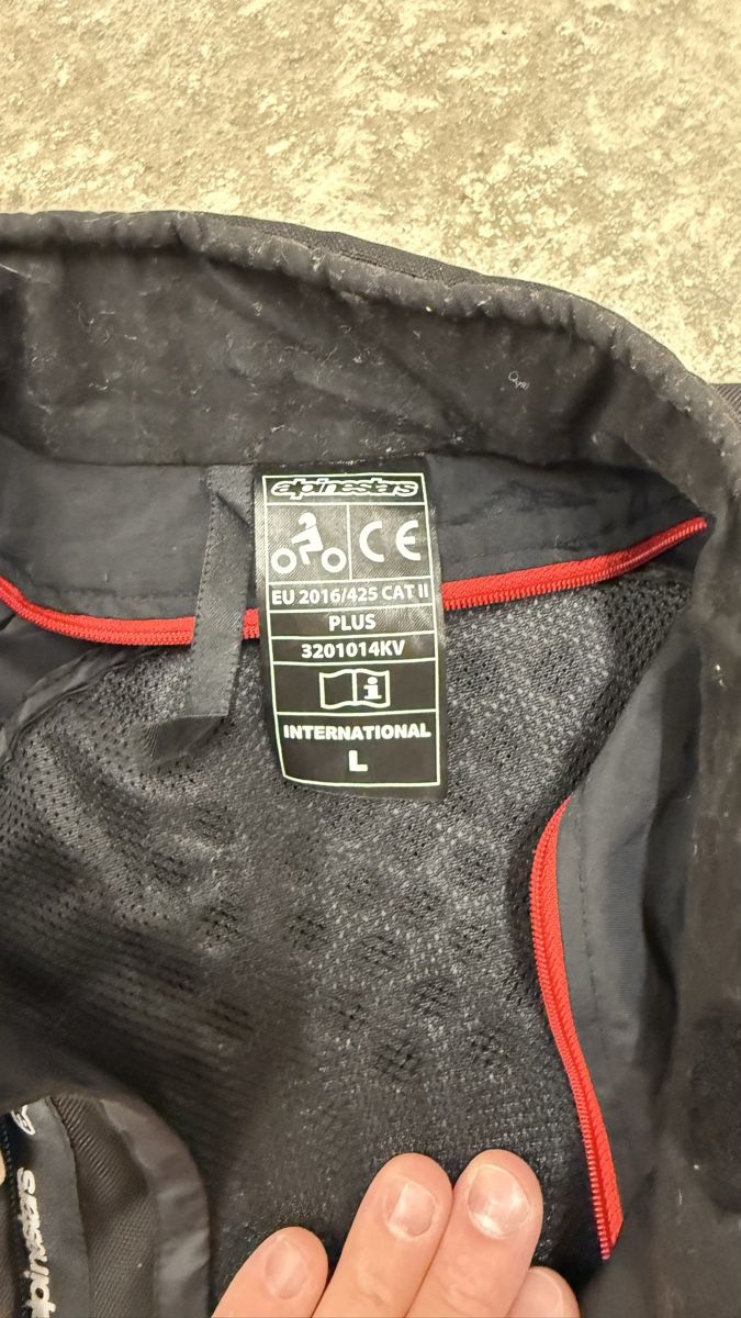 Alpinestars Giacche: Alpinestars Motorradjacke – Usato da Bern venduto da Simon__Marc 2