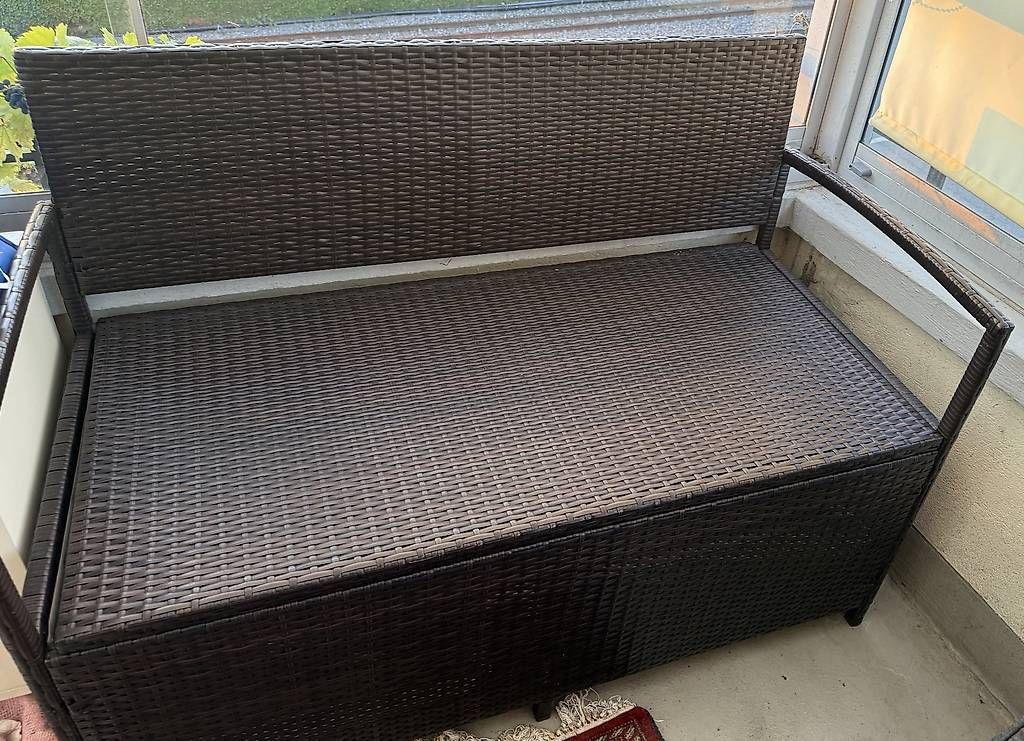 Sofas: Gartenlounge mit Stauraum – Gebraucht aus Zollikerberg von eva_chz9 2