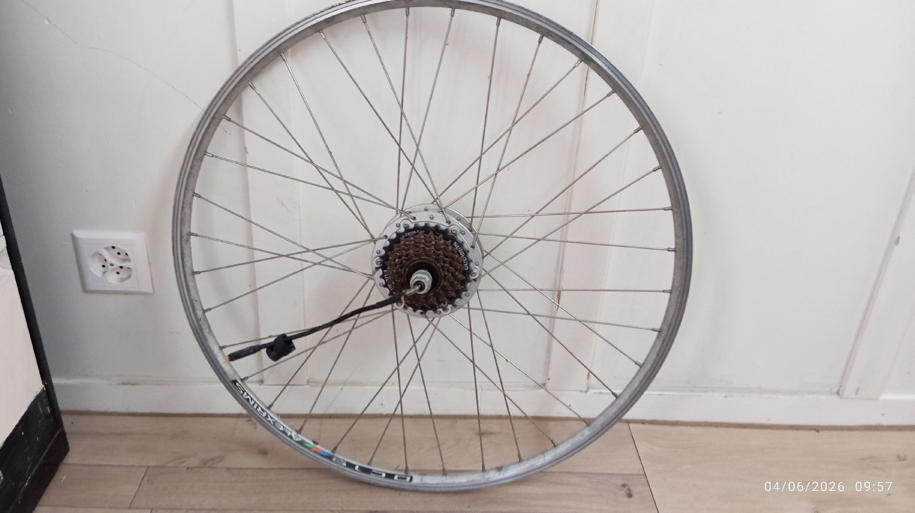 Shimano Pezzi di ricambio: roue vélo électrique 28" – Usato da Marin Epagnier venduto da Tatamata 1