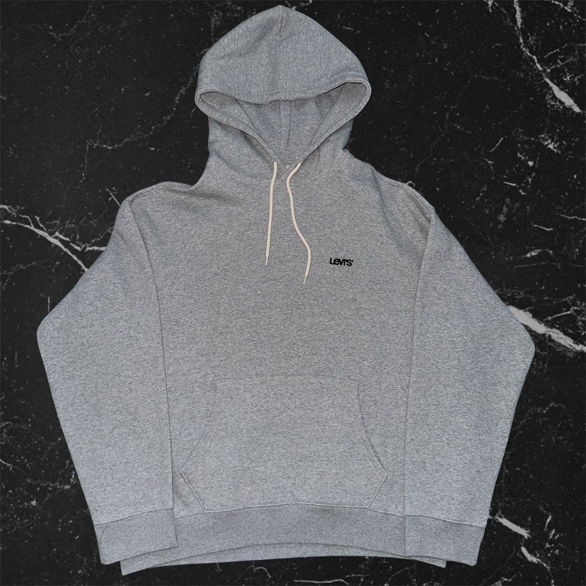 Levi's Pullover & Sweatshirts: Levi's Hoodie, Grau, Grösse L – Neu (gemäss Beschreibung) aus Frenkendorf von a_1999
