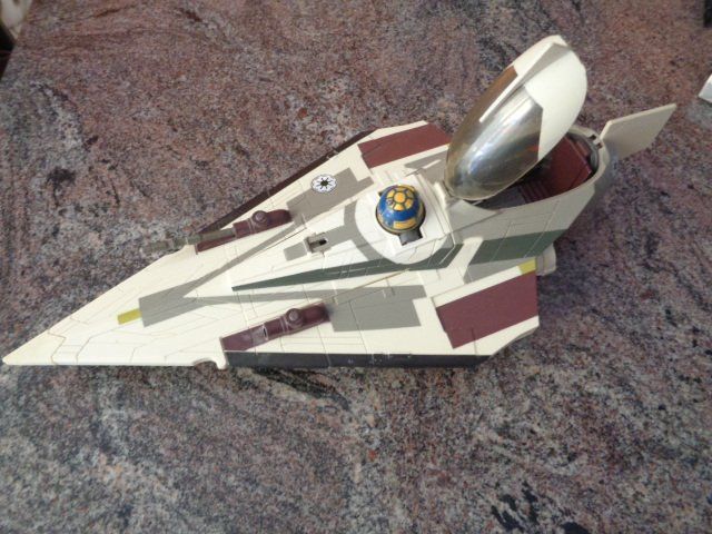 Hasbro Spielzeuge: Star Wars Hasbro Jedi Starfighter Mace Windu – Gebraucht aus sargans von Angamar
