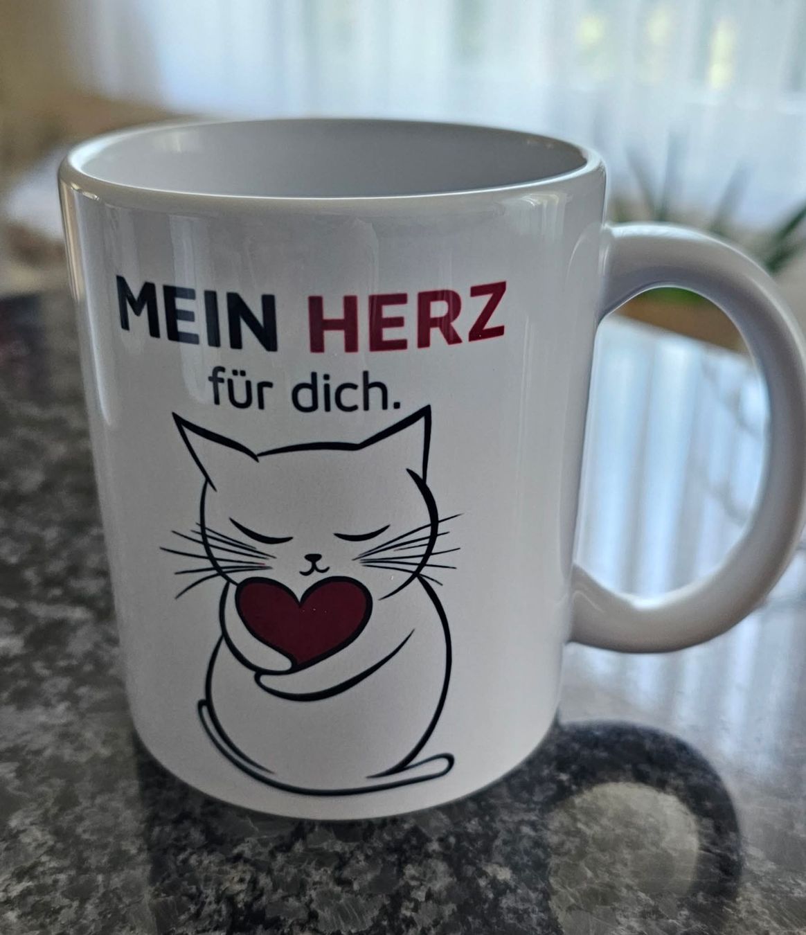 Tazze: Tasse mit Katze und Herz Neu – Nuovo e nell'imballaggio originale da Grosshöchstetten venduto da Chaotik-Reptil