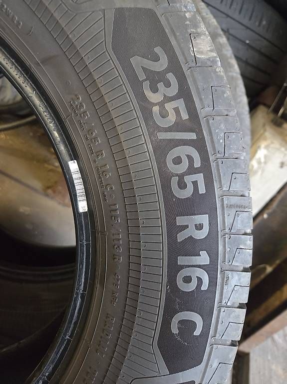 Sonstiges Schreiben & Zeichnen: 2 Pneumatici estivi Continental 235/65R16C – Gebraucht aus Arogno von Vallembro 3