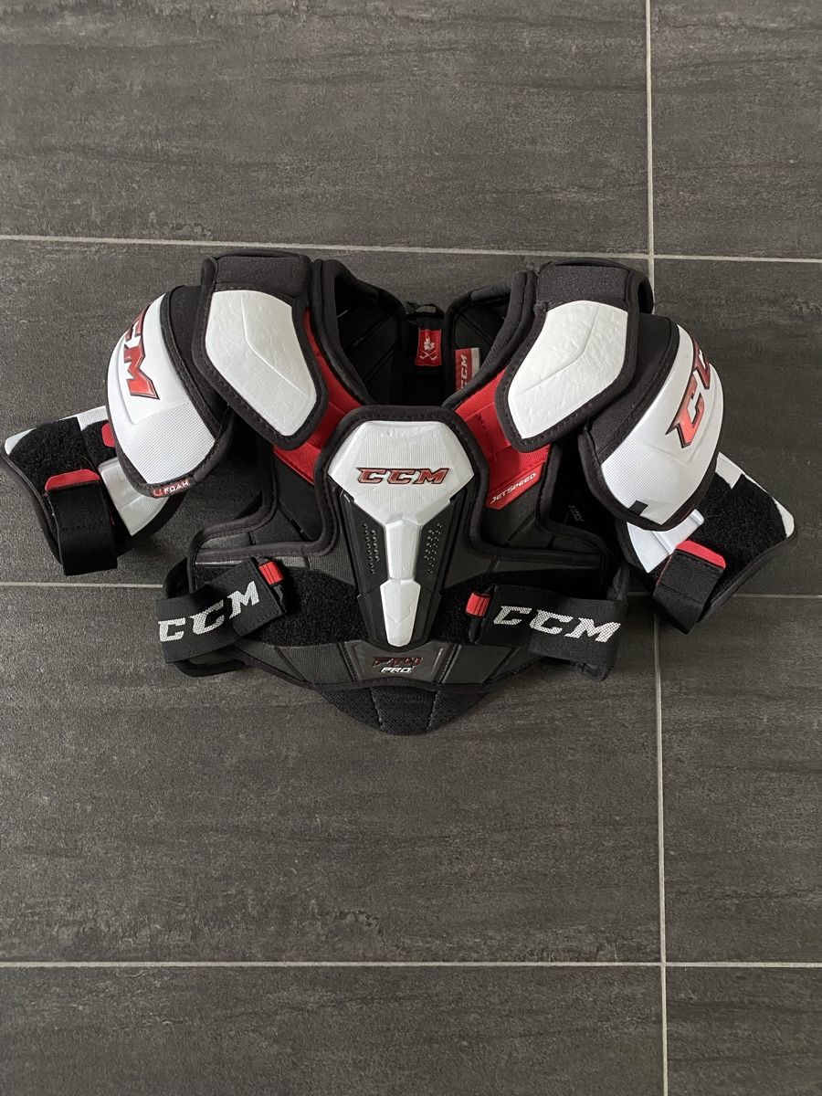 Ccm Protezioni & Imbottiture: Brustpanzer FT4 Pro Jetspeed Grösse Junior Large 157 bis 168 – Usato da Frauenfeld venduto da Claudia117
