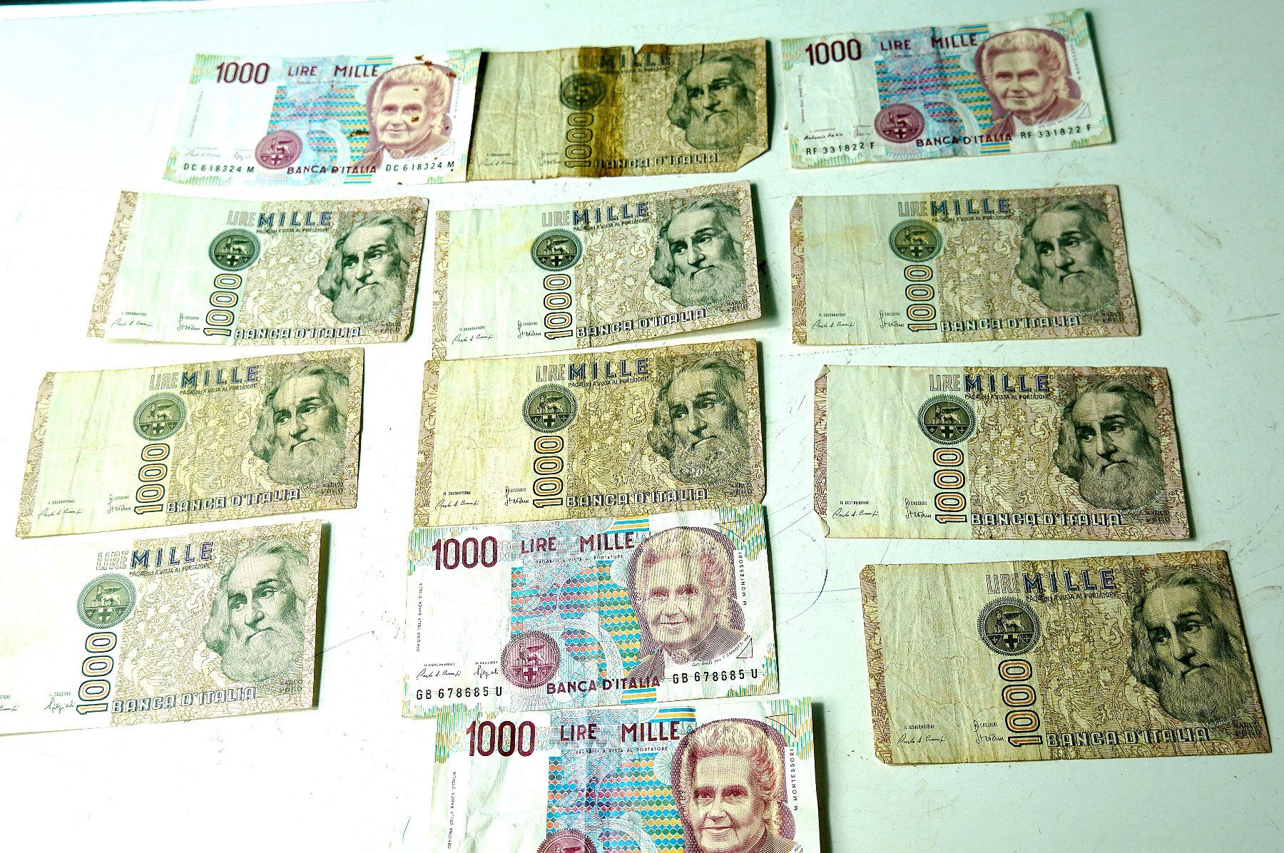 Banconote: 1000 Lire Noten 2 vers. Ausgaben – Usato da Baar venduto da 2cvbaar
