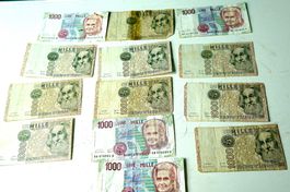 1000 Lire Noten 2 vers. Ausgaben