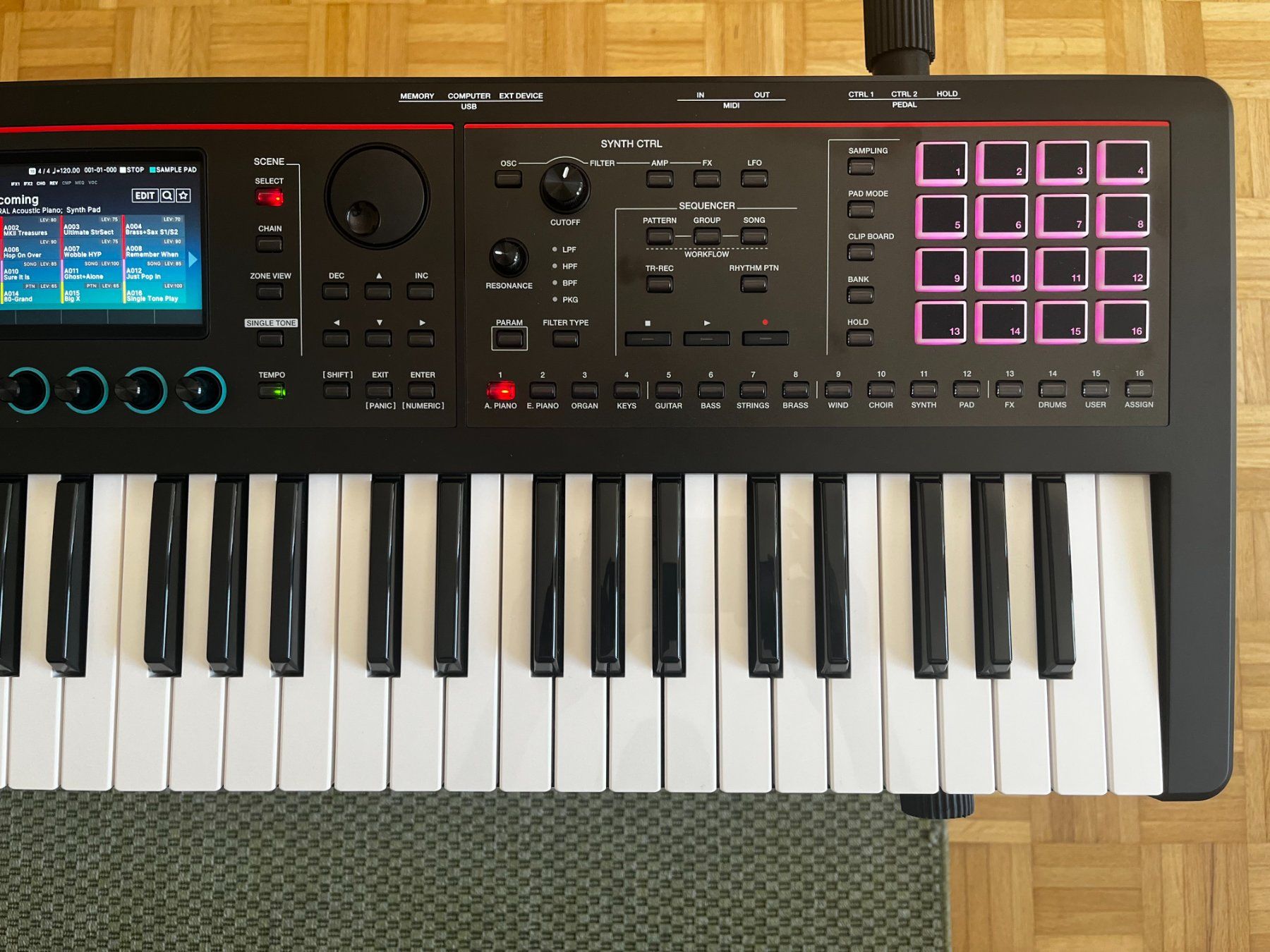 Roland Strumenti musicali: Roland Fantom 06 – Usato da Zürich venduto da rav_ww6g 3