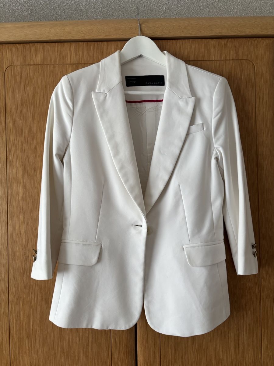 Zara Giacche: Blazer Zara Basic weiss Grösse M – Usato da Uesslingen venduto da man_rc5l