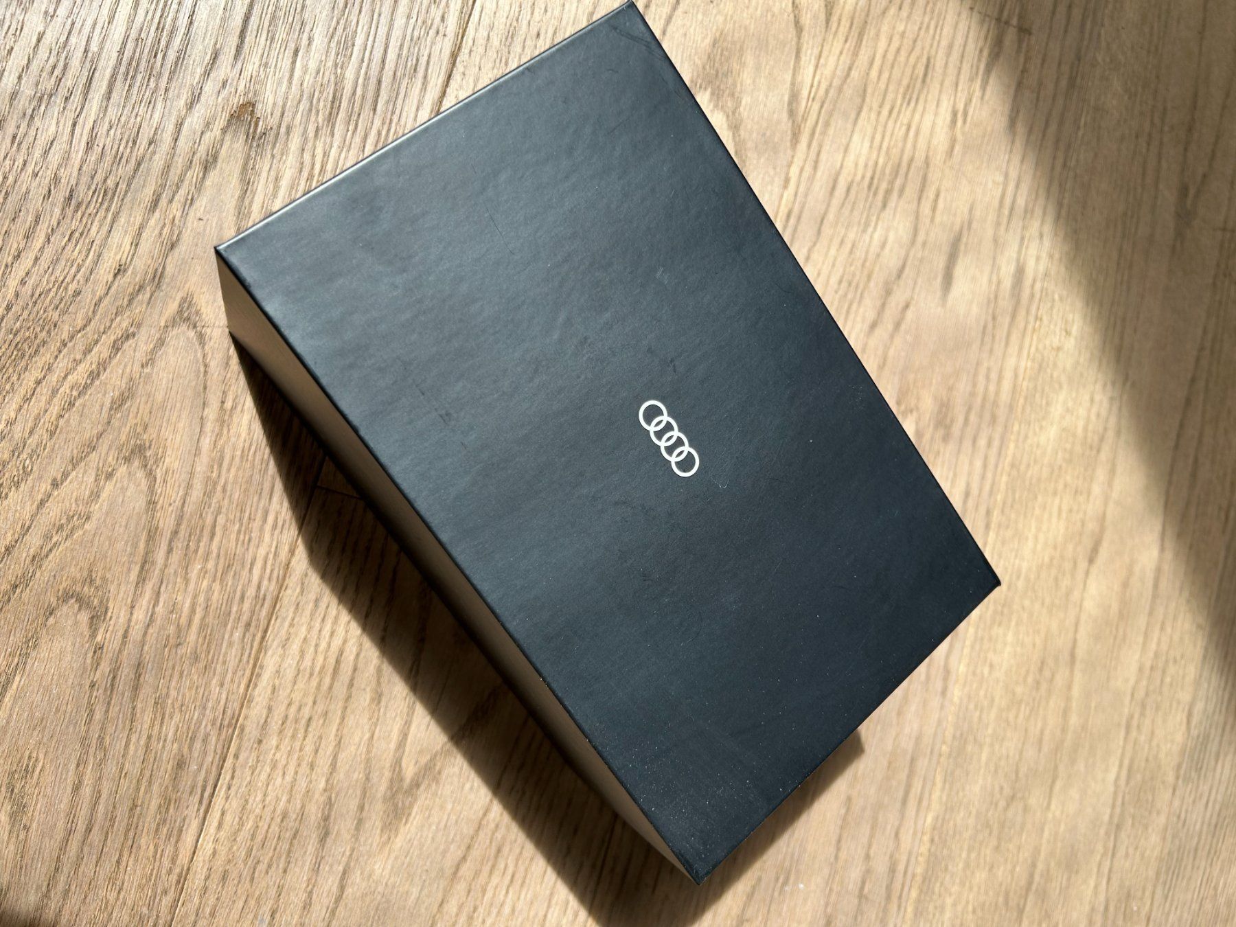Lampen: Deckolampe mit Audi-Logo – Neu (gemäss Beschreibung) aus Binningen von Grr0 1