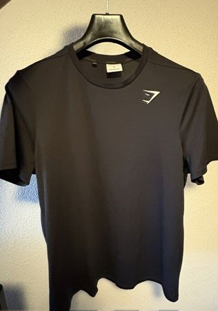 Gymshark Herren Sportshirt & Tanktop Gr. M | Schwarz