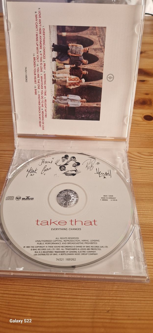 CDs: CD Take That Everything Changes – D'occasion à Yvonand par CD-KINGDOM
