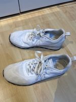 Nike Sportschuhe, Gr. 42  White