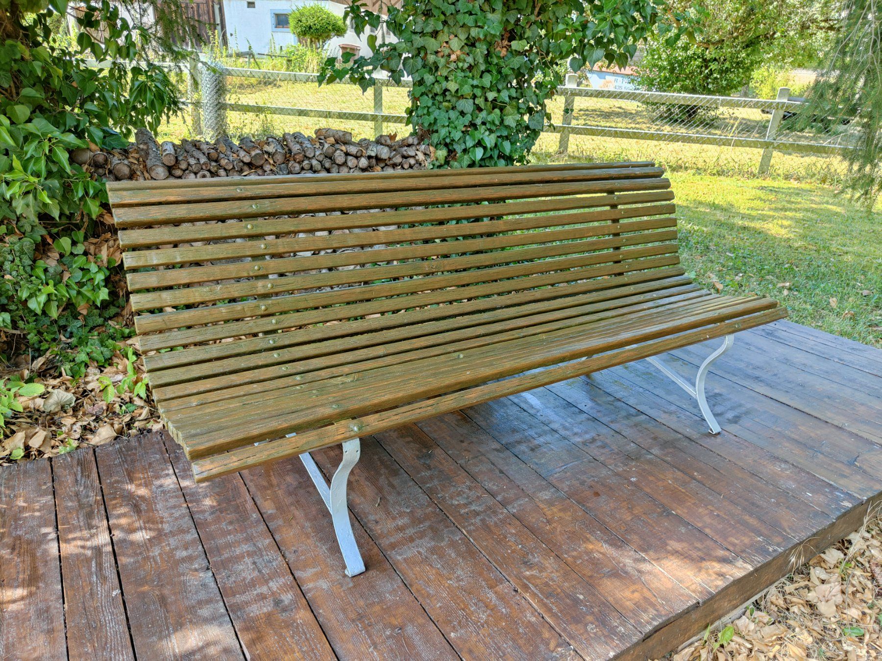 Bancs: Banc ancien en bois et fer forgé – D'occasion à Develier par starcustomer
