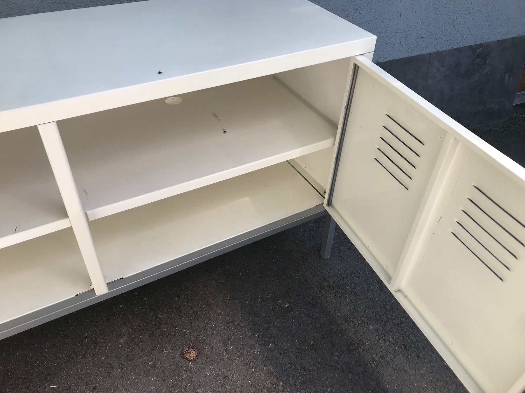 Armoires: Petite armoire – D'occasion à Martigny par hunter02 4
