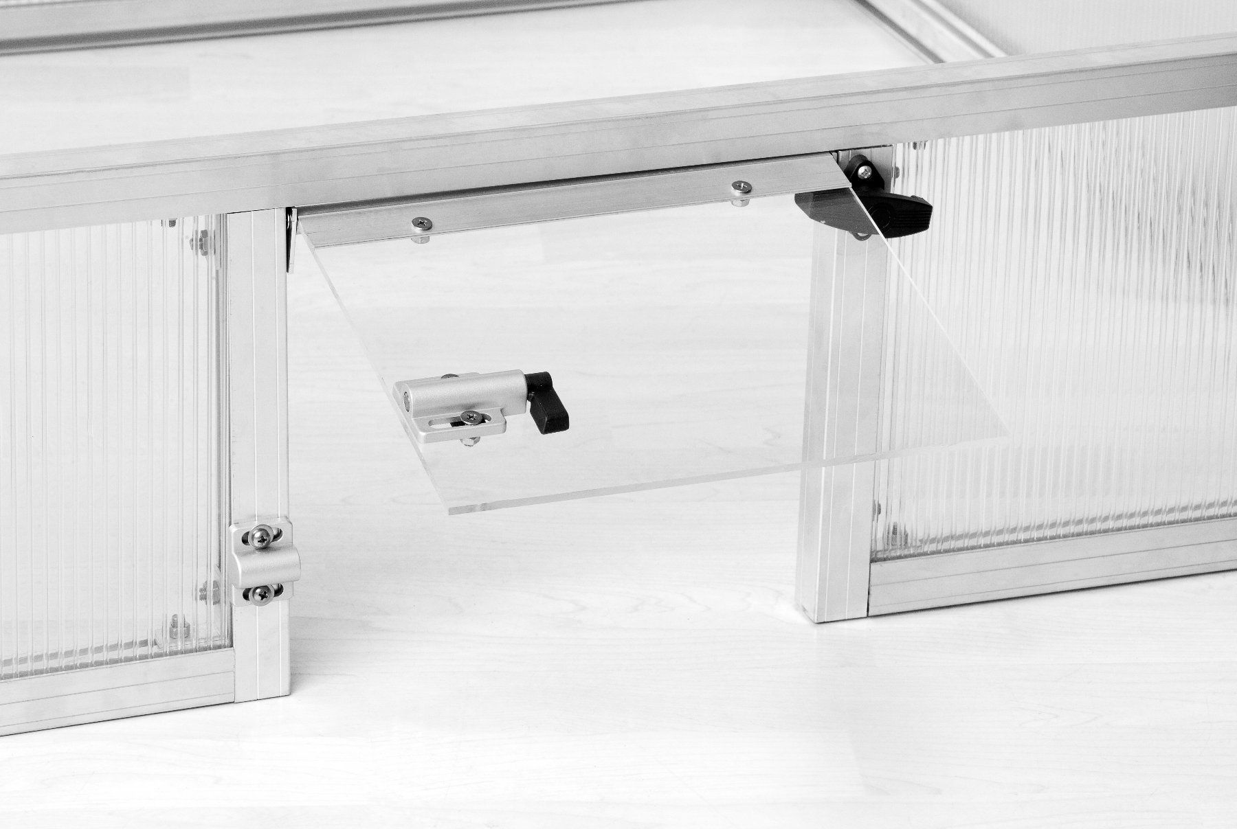 Terrario: Schildkrötenhaus mit Pendelklappe – Nuovo e nell'imballaggio originale da Aarau venduto da Garteco-GmbH 1