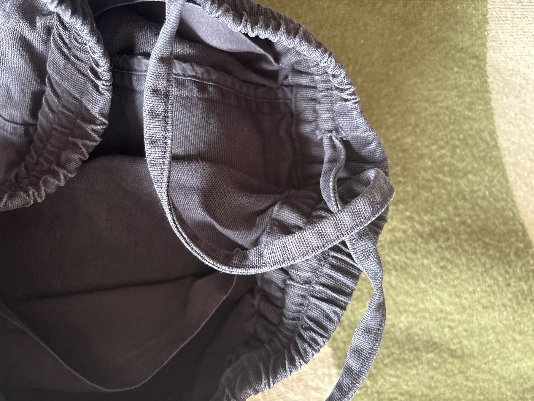 Cos Pantaloni: COS Hose, dunkelgrau, Grösse XS – Usato da Zürich venduto da CallMeAppetite 6