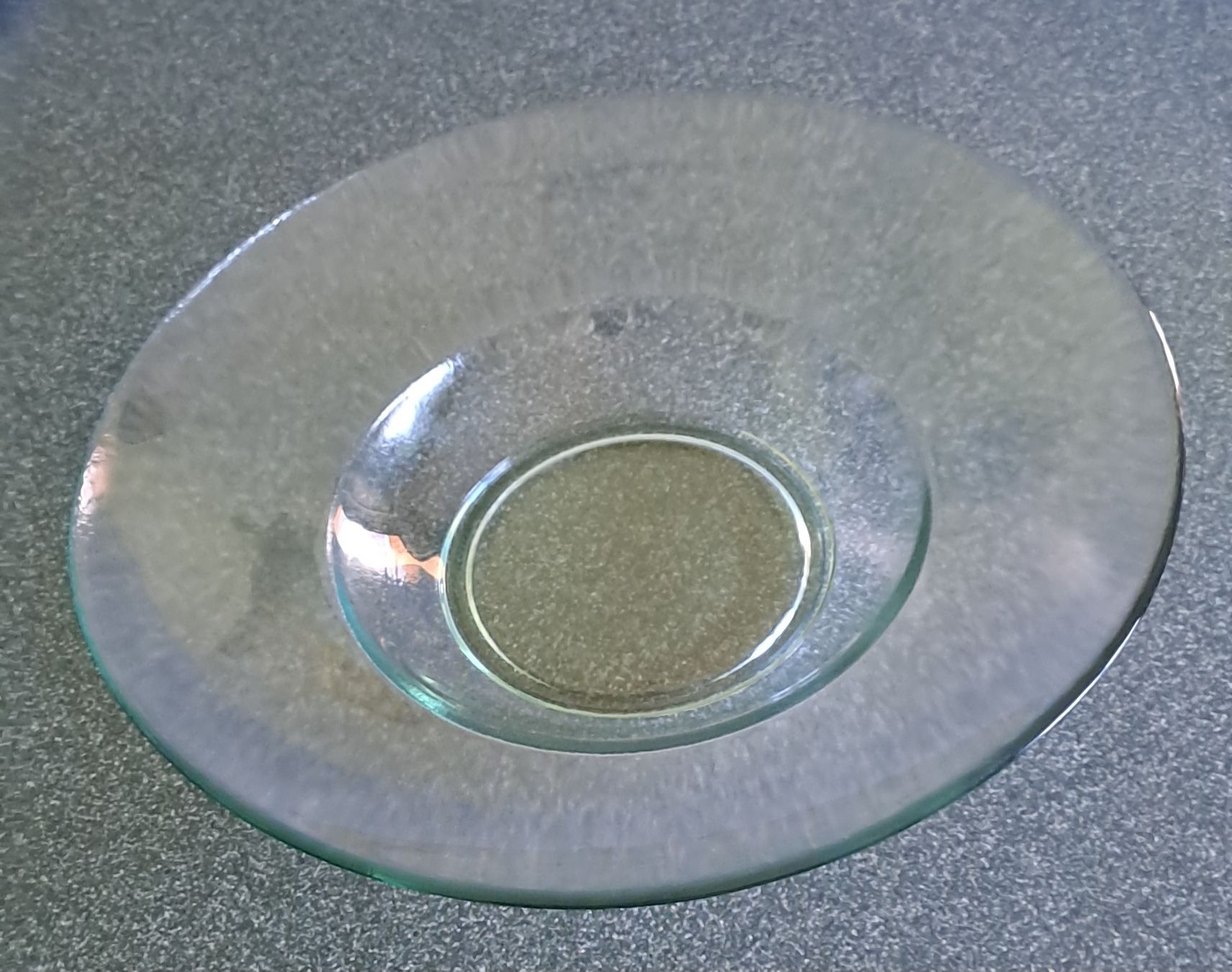 Ciotole: Glasschale. Gebraucht. Durchmesser 33 cm – Usato da Gampel venduto da hil_q526 2