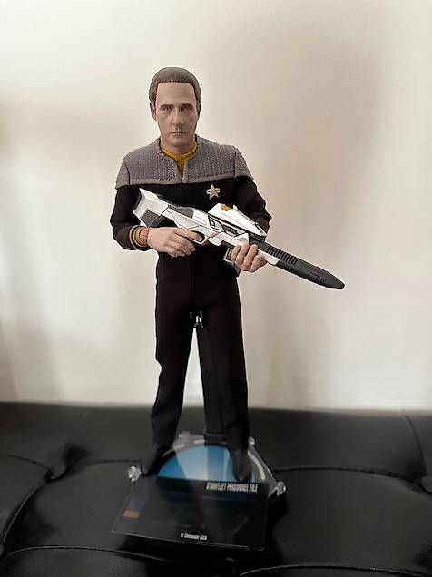 Statuette: Lieutenant Commander Data - Star Trek - 1/6 Scale Figur – Usato da St. Gallen venduto da ManuelSt. 2