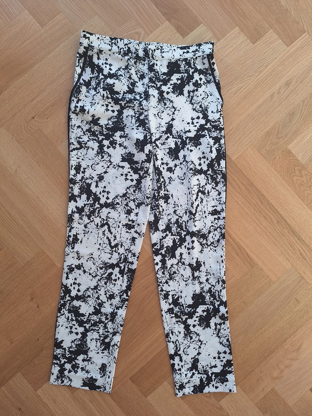 Banana Republic Pantaloni: Banana Republic Hose – Usato da Cham venduto da Drukkerij
