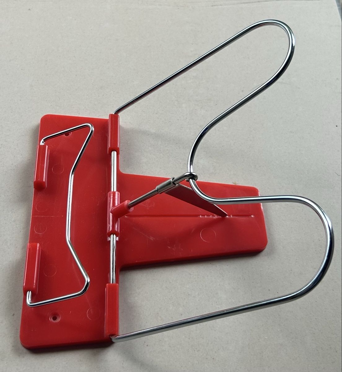 Altro in Decorazioni & Accessori: Buchständer rot, sehr praktisch – Usato da Wil ZH venduto da uhe_nw6s 1