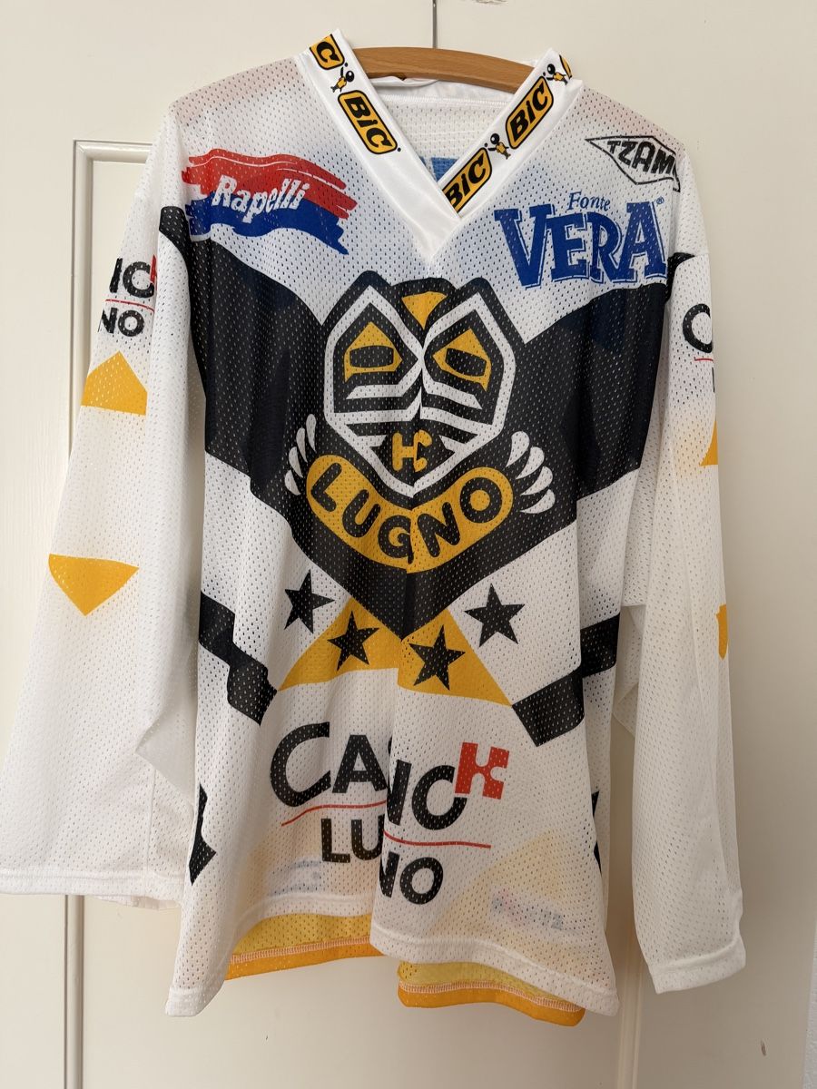Canottiere & Pantaloni: Original HC Lugano Trikot, Grösse M – Usato da Chur venduto da d_c_x9pk
