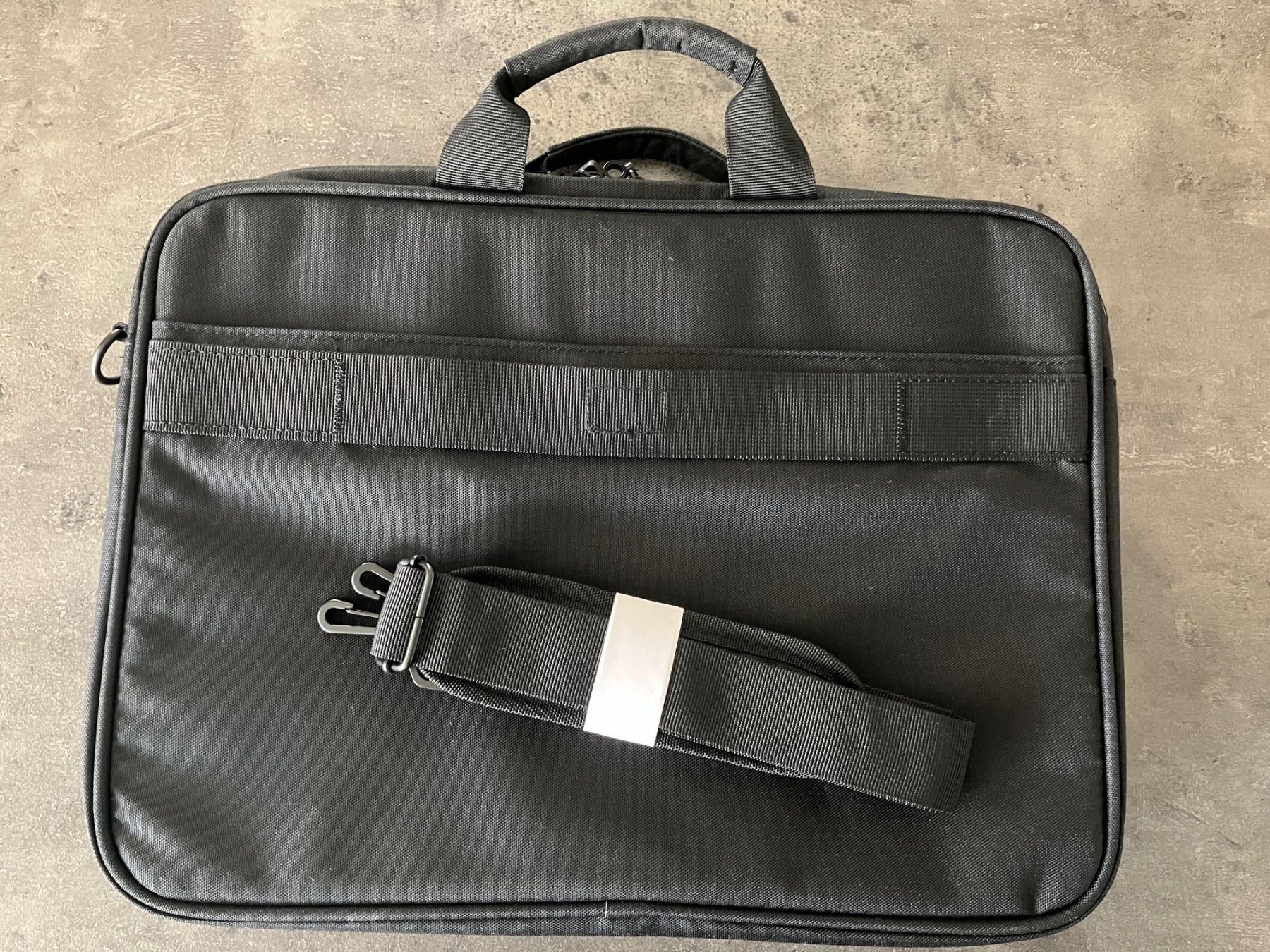 Borse: Dicota Laptop Tasche NEU – Nuovo e nell'imballaggio originale da Sempach venduto da ot.ric 1