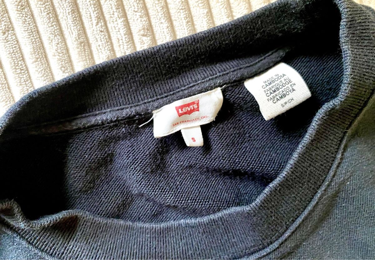 Levi's Maglioni & Felpe: Levis Pullover Sweatshirt Oberteil Schwarz Black Noir Gr. S – Usato da Langnau am Albis venduto da cynthia.jolene 4