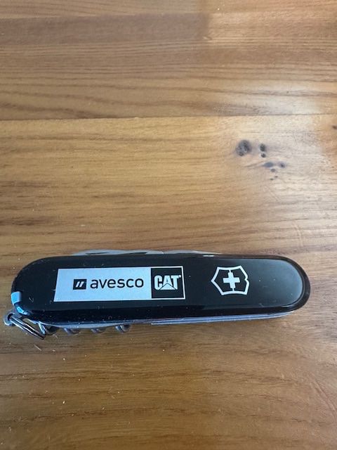 Victorinox Coltelli tascabile: Victorinox avesco CAT – Nuovo (secondo la descrizione) da Pringy venduto da Toyotafj