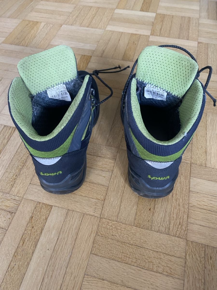 Lowa Chaussures garçon: Wanderschuhe Lowa – D'occasion à Uitikon Waldegg par VK2013 2