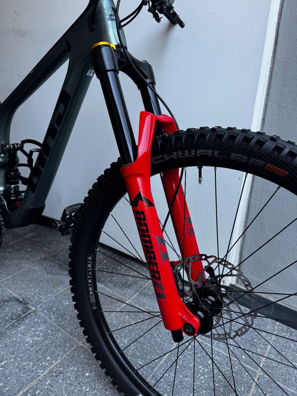 Bixs Velos: BIXS Lane 250 Carbon MTB Fully – Gebraucht aus Derendingen von nini.22 5