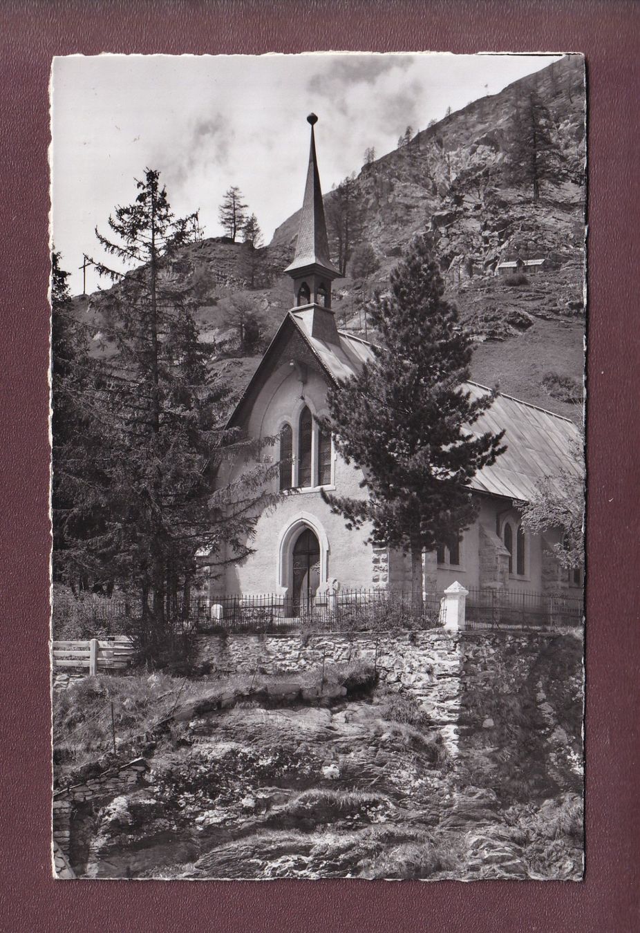 Cartoline postali: ZERMATT - Englische Kirche – Usato da Pully venduto da nicecards