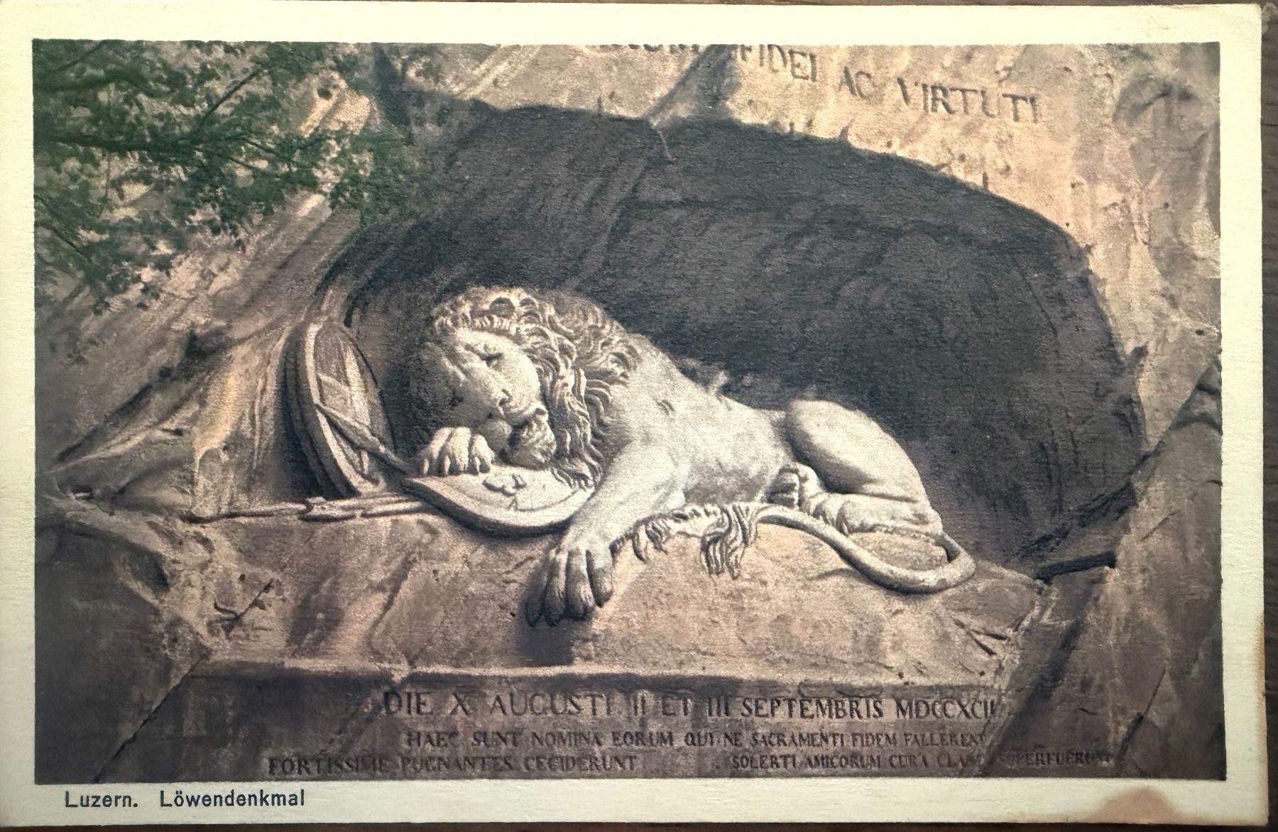 Cartes postales: LUZERN - Löwendenkmal - Ansichtskarte – D'occasion à Tegerfelden par siebenmacky