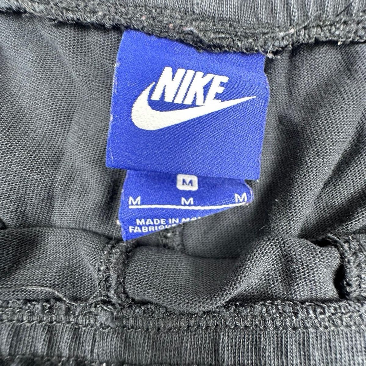 Completi, tute sportive e funzionali: Nike black tracksuit – Usato da Erlinsbach SO venduto da TogaResell 6