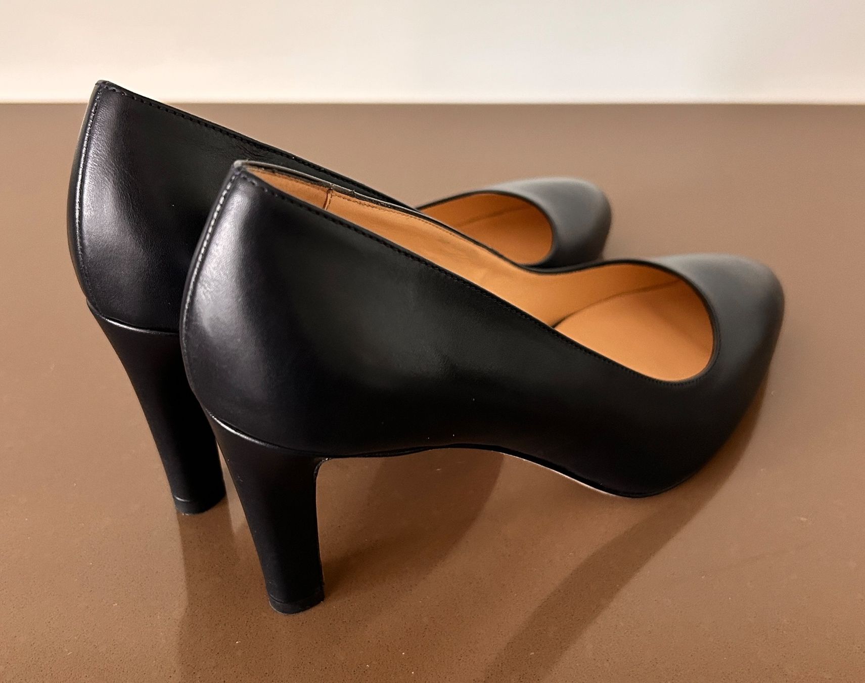 Navyboot Scarpe da donna: Pumps von NAVYBOOT, dunkelblau, Grösse 39.5 – Usato da Kreuzlingen venduto da peetzii 3