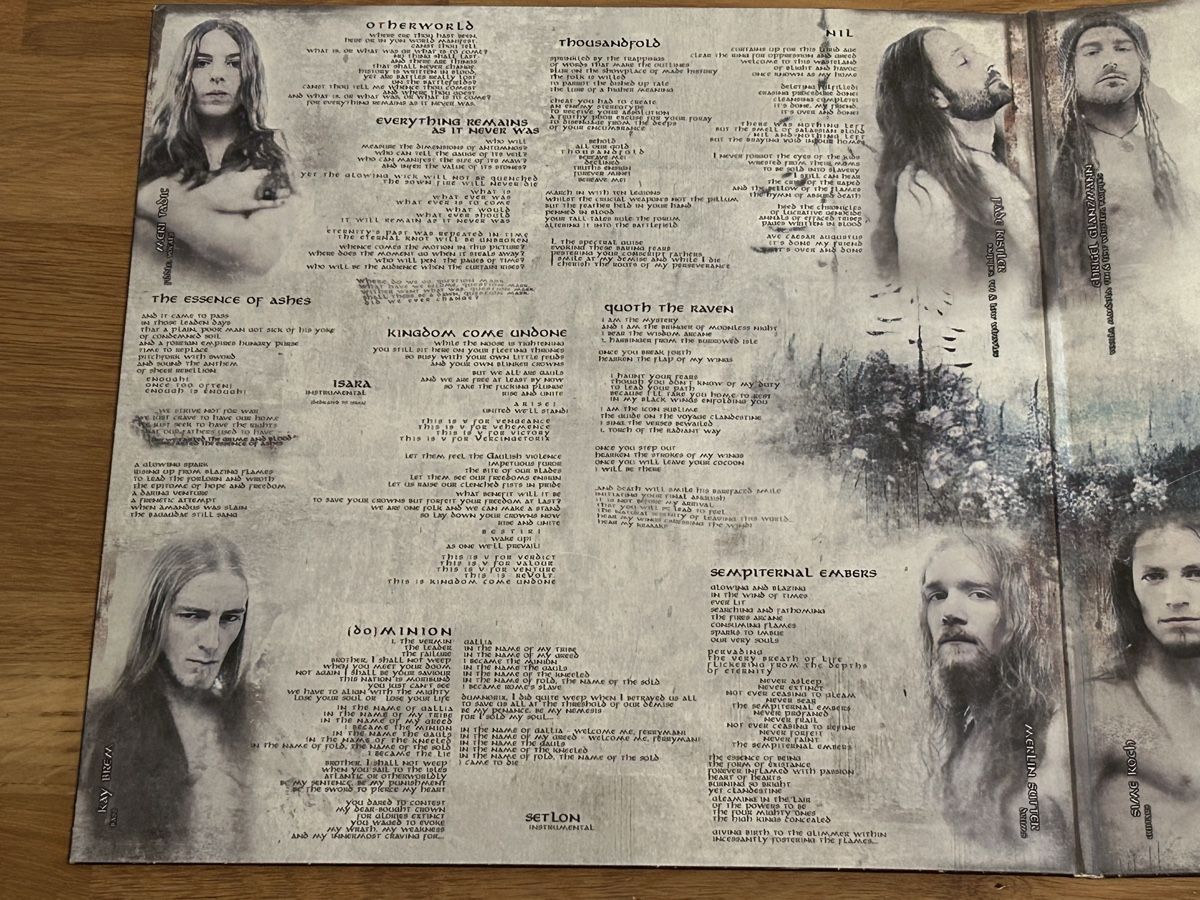 Schallplatten: ELUVEITIE. 2010. white clear Vinyl. Everythings Remains As.. – Gebraucht aus Faulensee von Mizuno06 1