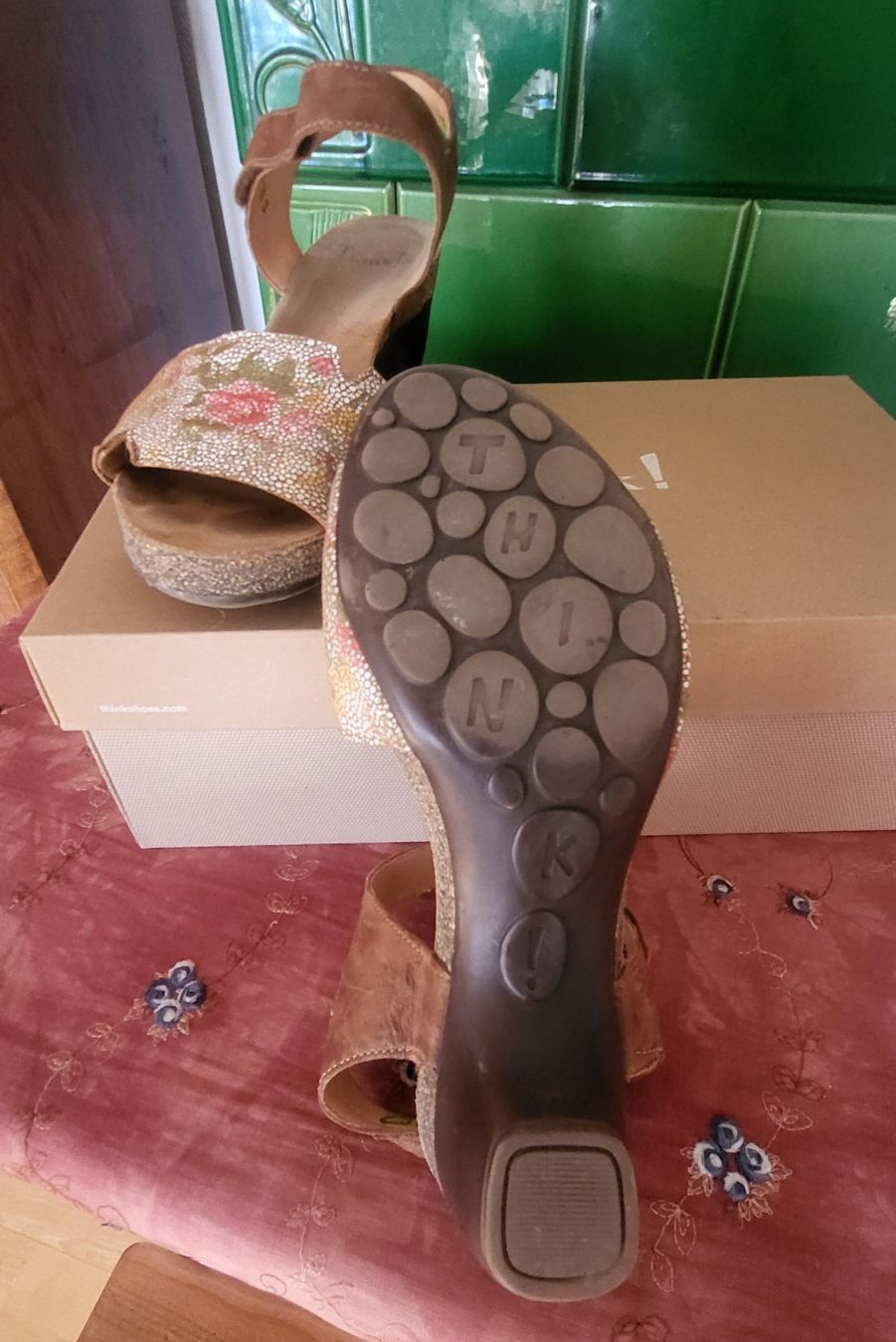 Think Scarpe da donna: Sommerschuh – Usato da Lupfig venduto da zwegenbaron 3