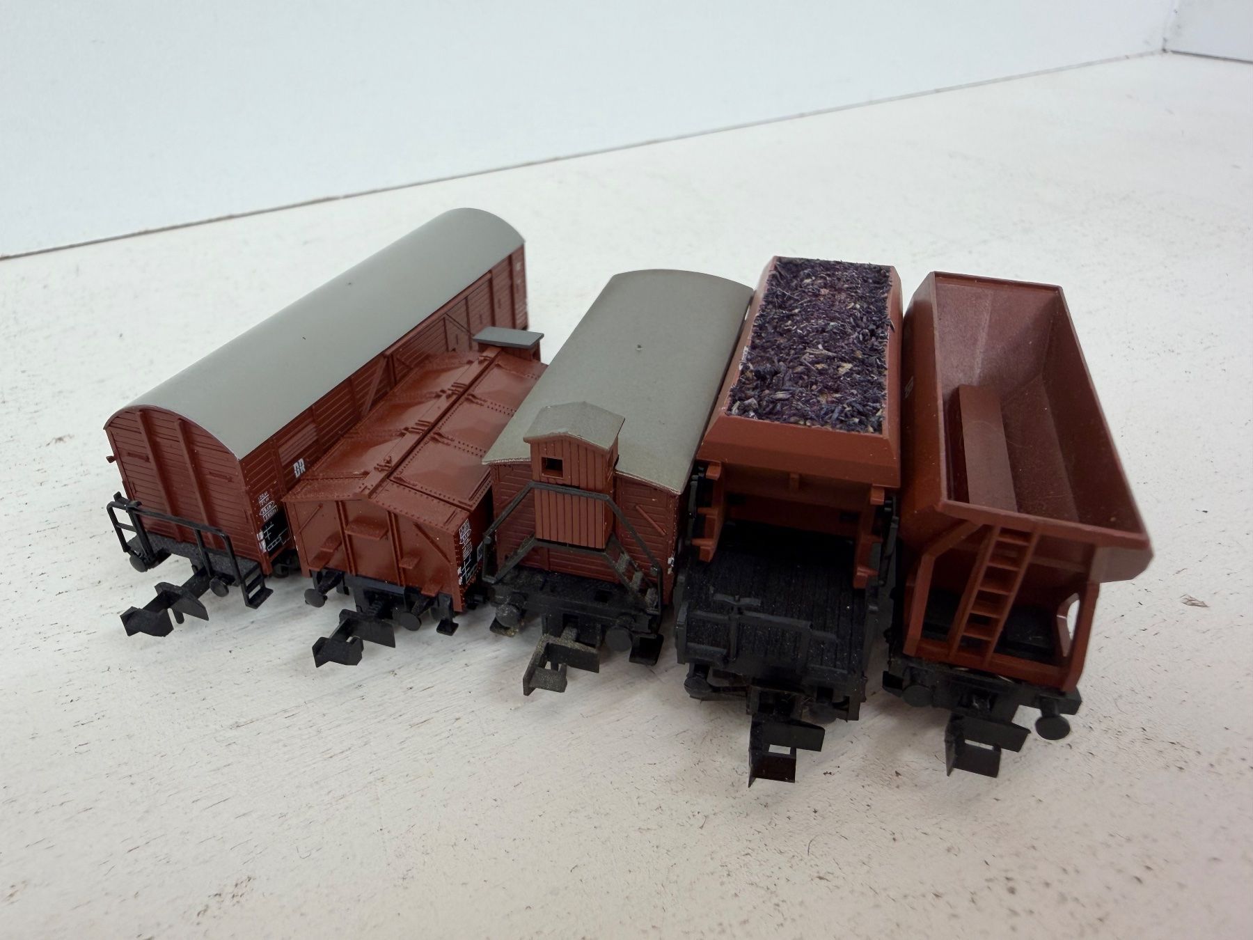 Trix Modelleisenbahnen: Trix  13623, 13667 Güterwagen – Gebraucht aus Büsserach von ModellbahnDepot 4