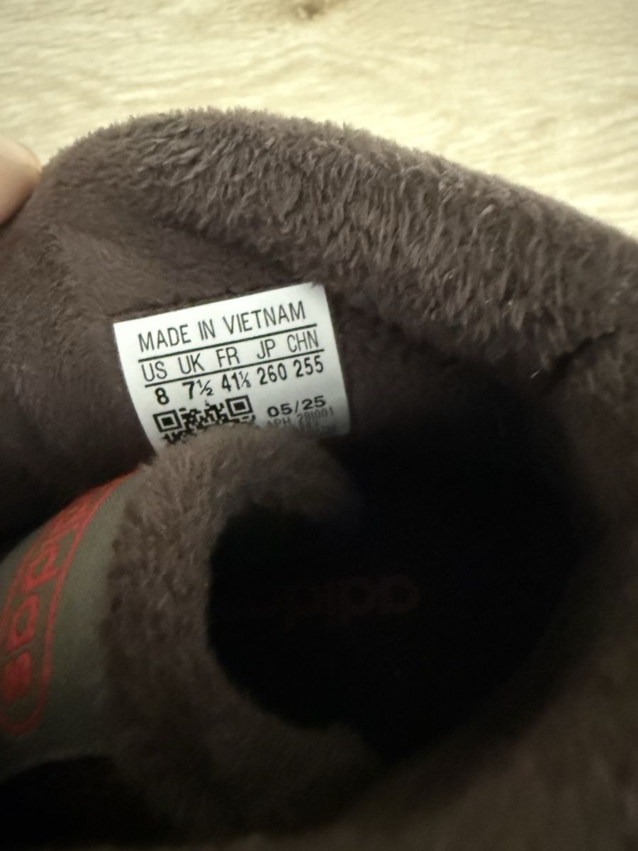 Adidas Scarpe per ragazzi: Adidas Schuhe 41,5 – Nuovo (secondo la descrizione) da Steffisburg venduto da sim_5lpg 4