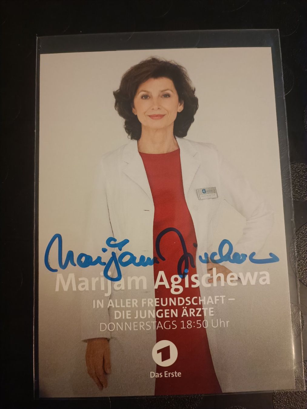 Autografi: Marijam Agischewa - handsigniet – Usato da Menziken venduto da Artographs