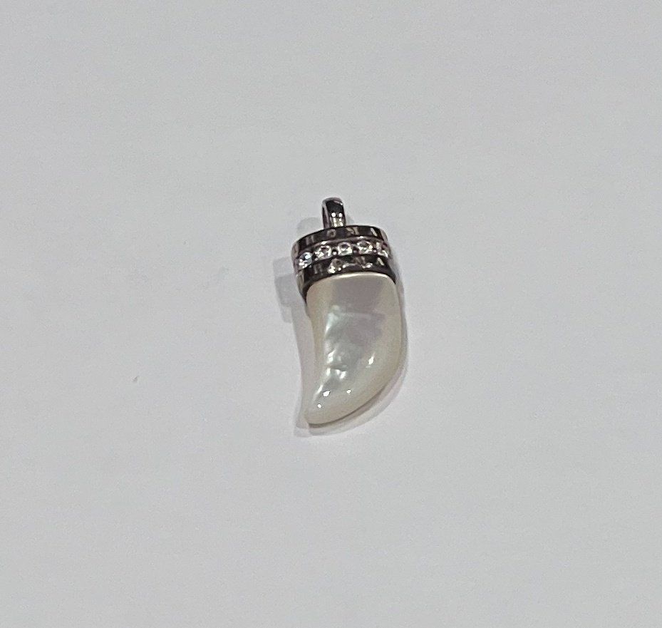 Thomas Sabo Anhänger: Thomas Sabo Anhänger - Perlmutt mit Zirkonia – Gebraucht aus Mörschwil von Nrohner 1